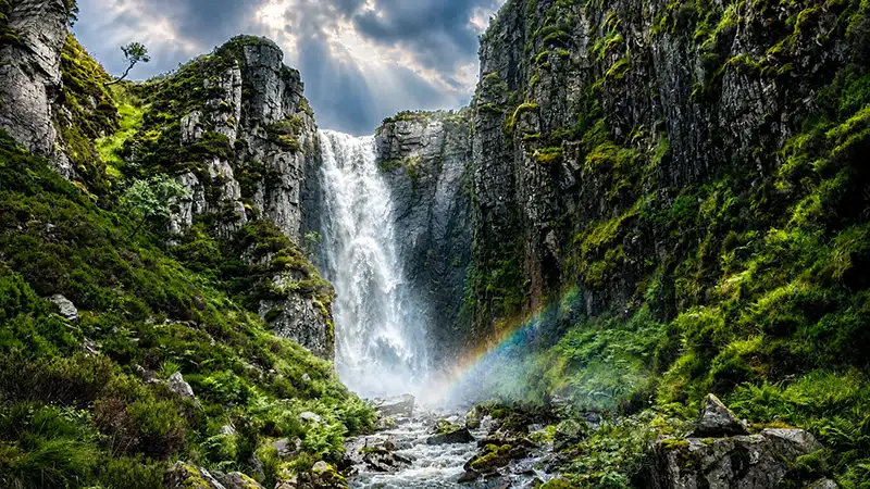Wailing Widow Falls